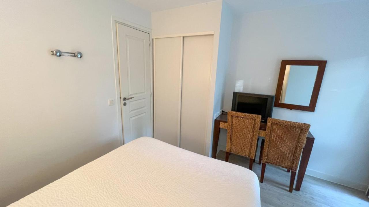 6-Person Apartment With Swimming Pool Tennis Court And Free Parking 25 Le Touquet Bagian luar foto