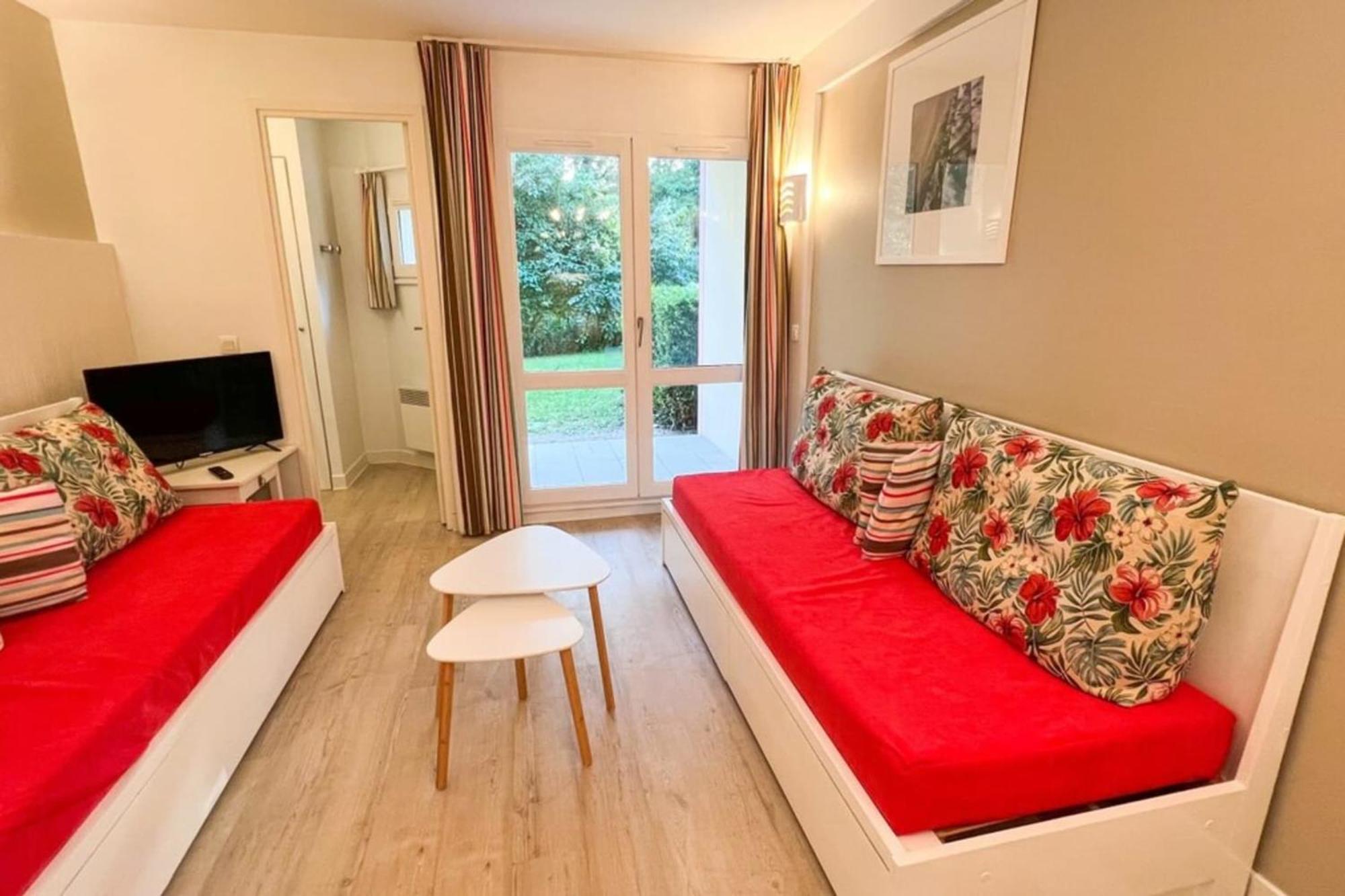 6-Person Apartment With Swimming Pool Tennis Court And Free Parking 25 Le Touquet Bagian luar foto