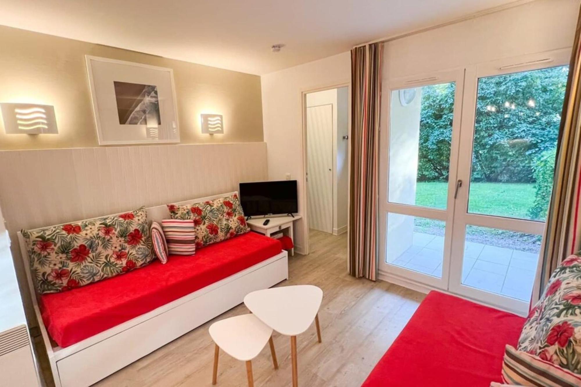 6-Person Apartment With Swimming Pool Tennis Court And Free Parking 25 Le Touquet Bagian luar foto