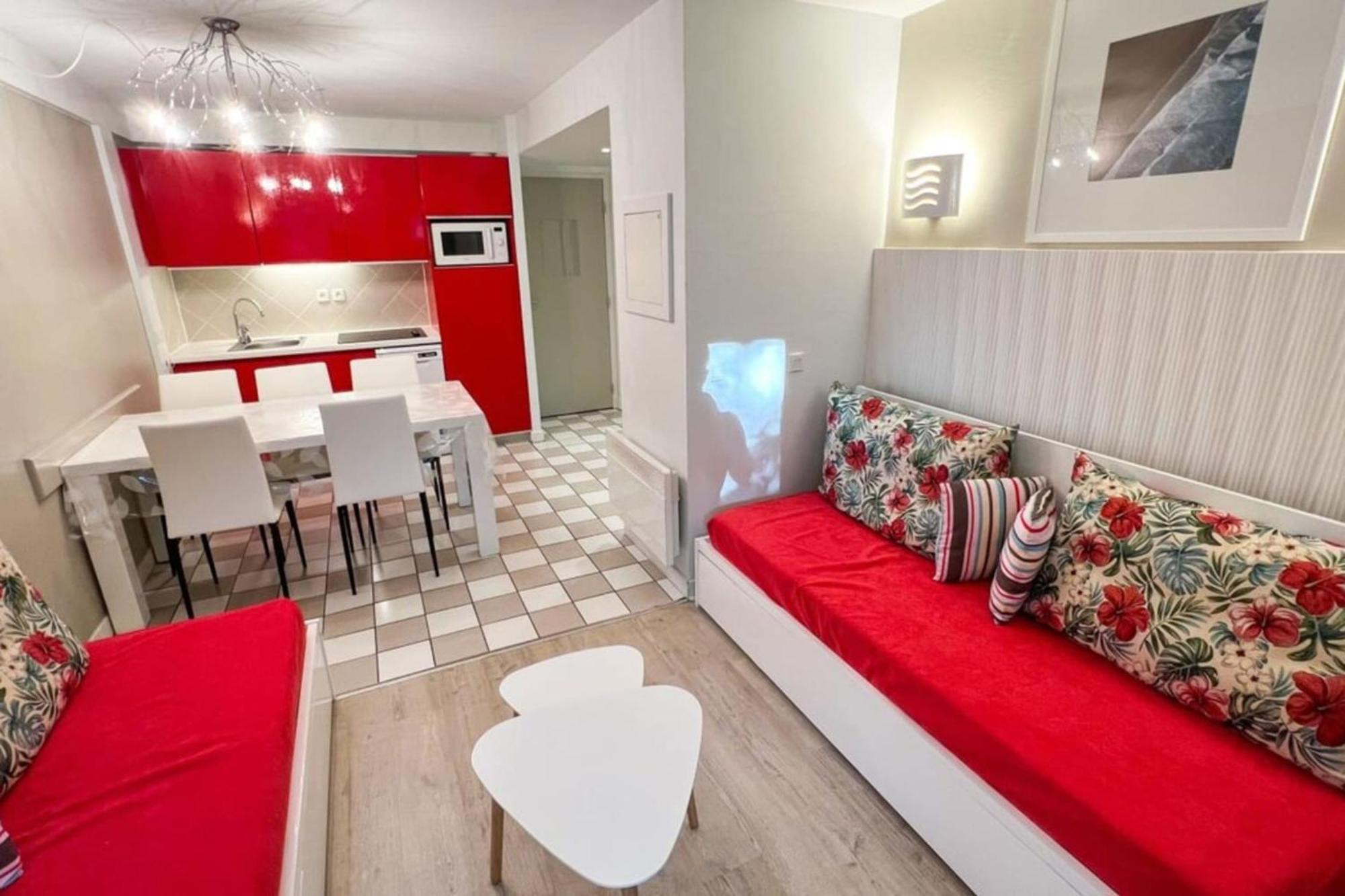 6-Person Apartment With Swimming Pool Tennis Court And Free Parking 25 Le Touquet Bagian luar foto